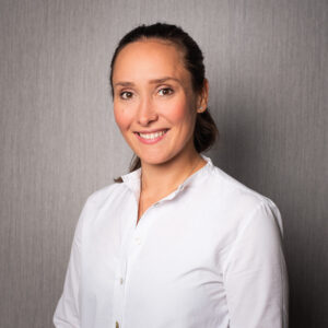 Portraitbild von Katharina Hofmayer, CEO Läkkerai